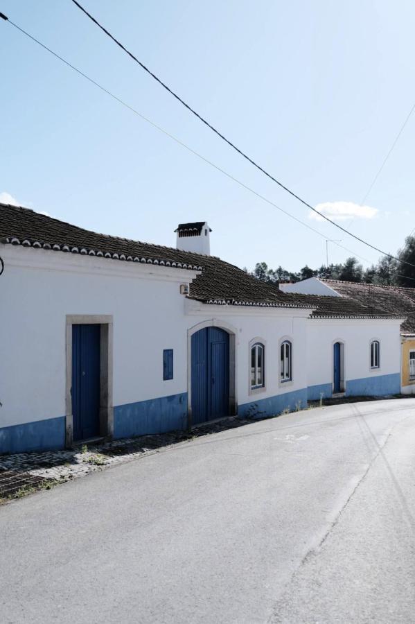 Azoia 10 - Hostel & Casas De Campo Azoia de Baixo المظهر الخارجي الصورة